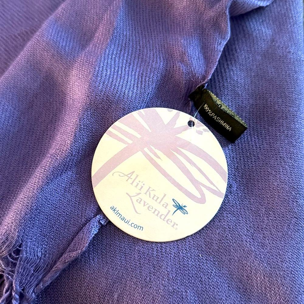 Maui’s Alii Kula Lavender Farm Pashmina NWT